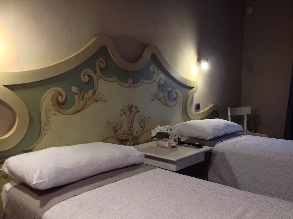 Corte Breda, Agriturismo Bed&Breakfast Chiari Room photo